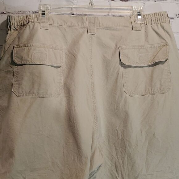 Vintage L.L. Bean tan khaki hiking cargo shorts size 20 - Picture 5 of 7
